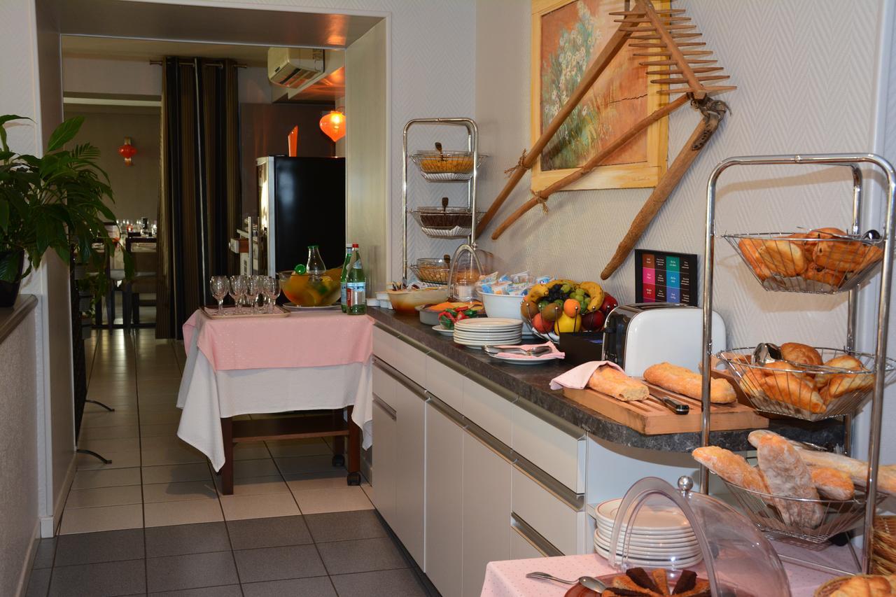 Logis Hotel Bellevue Bessines-sur-Gartempe Exterior foto